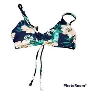 Kona sol Floral bikini top‎ Size Sm